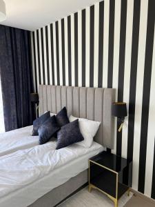 Intempo Apartment 14E by VivaMar