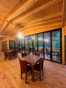 Park Blini Shala River