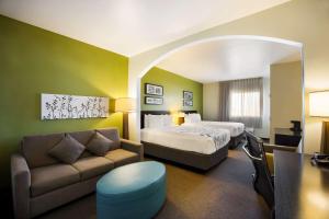 Suite - Non-Smoking room in Sleep Inn & Suites Colby