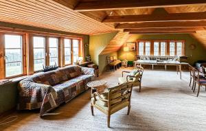 Nice Home In Båstad With Kitchen