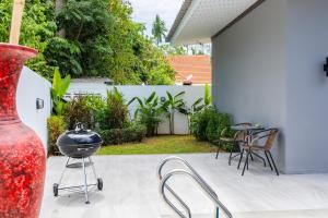 Villa Maenam koh Samui with pool 4 bedrooms 8 guests