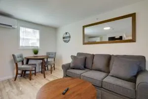 3 Mi to Beach and Pier Pet-Friendly Cape Cod Apt! - Buzzards Bay