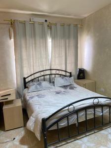 شقة بشارع الملكة رانيا