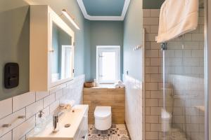 Comfort & Modern Studio by Market Square with AC AS Home S5