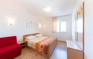 Amazing Apartment In Duce 