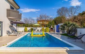 Gorgeous Home In Pula With Sauna