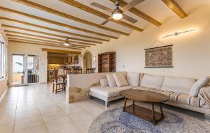 Gorgeous Home In Denia