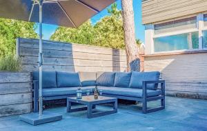 Beautiful Apartment In Schiermonnikoog