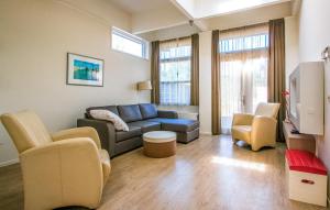 Beautiful Apartment In Schiermonnikoog