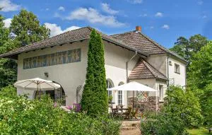 2 Bedroom Gorgeous Home In Stechlin - Altglobsow