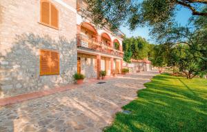 Awesome Apartment In Ascea With House Sea View