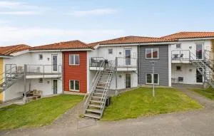 Stunning Apartment In Gudhjem With Wifi - Østermarie