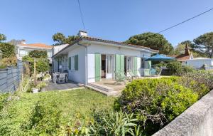 Maisons de vacances Awesome Home In Saint-Trojan-Les-Bains : photos des chambres