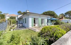 6 Bedroom Stunning Home In Saint-Trojan-Les-Bains - 圣特罗让莱班