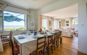 Maisons de vacances Awesome Home In Saint-Trojan-Les-Bains : photos des chambres