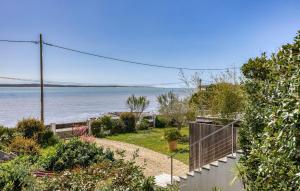 Maisons de vacances Awesome Home In Saint-Trojan-Les-Bains : photos des chambres