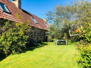 Maisons de vacances Magnifique longere au coeur de Tregastel : photos des chambres
