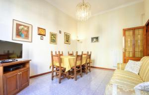 Pet Friendly Apartment In Chiavari