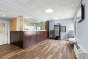 旅游套房汽车旅馆 - 亨博尔