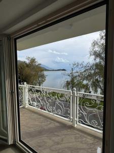 President Apartment Premium Lakeview