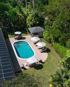 Royal Palms, St James