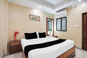 Super Hotel O Pithampur Formerly Ganga Residency