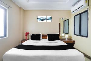 Super Hotel O Pithampur Formerly Ganga Residency