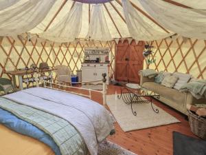 Yewberrie Yurt