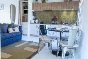 Maisons de vacances Ti TITE- jardin clos - plage a pieds : photos des chambres