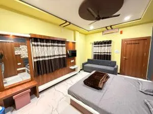 Hotel Shree Radhe Krishna - Ratlām