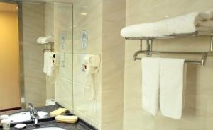GreenTree Inn Langfang Guangyang District Guangyang Road City Government Express Hotel, Hotels Langfang - big - 8