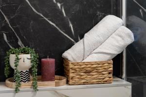 Ocean front apartment with stunning view