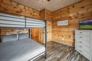 Blue Ridge Bliss Luxury Cabin with Indoor Pool