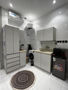 Spacious apartment with two bedrooms, a living room, and two bathrooms