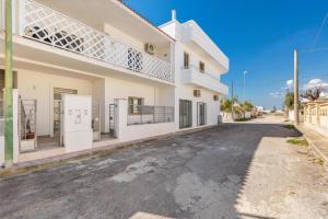 Idalia Holiday Homes - Duna