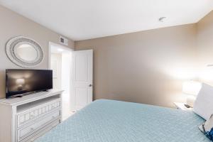 Plantation East #3202