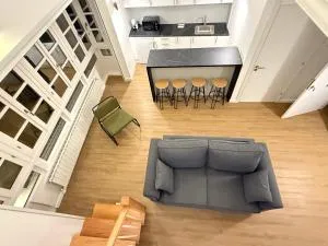 PADRÒN PLAZA Lofts L4 by UR - Rois