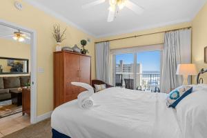 Gulf Views Lazy River Pools Hot Tub - Sleeps 6