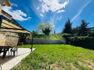 Villas Maison de charme - Jardin - Parking - Proche CEA Cadarache - ITER : photos des chambres
