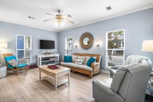 Beach Bummin - Week long stays get 4 free bikes rental!