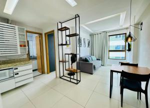 Vista para o Mar - 05 modelos de Apt - Quarto com Ar - Opção de Café da Manhã