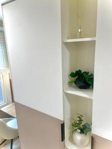 A4 HighTown Apartments, Steps from Luton Train Station