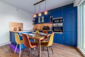 Appartements Chic & Cosy - Private Parking - Between Paris & DisneyLand - 5min TrainStation, Big Mall : photos des chambres