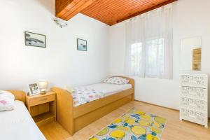 Seaside holiday house Okrug Donji, Ciovo - 2403