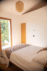 Nature getaway in cottage, hiking, pool, climbing