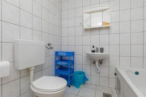 Apartments and rooms with parking space Podgora, Makarska - 23916