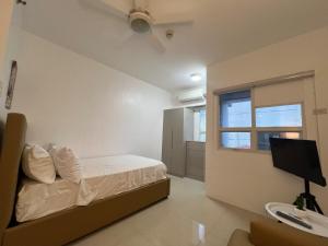 Cozy Apt walk to IT Park - fast wifi & pool access
