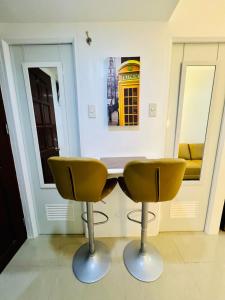 Cozy Apt walk to IT Park - fast wifi & pool access