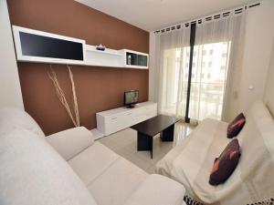 Apartment in Roses only 50 m from beach