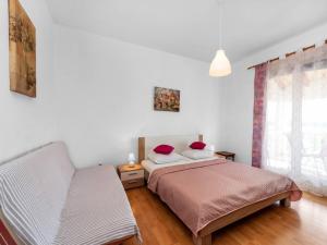 2 bedroom apartment in Tribunj